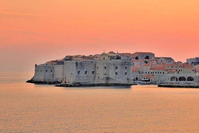 Transfers up to 3 persons to or from Dubrovnik airport to Dubrovnik - Authentic Traveler Experiences