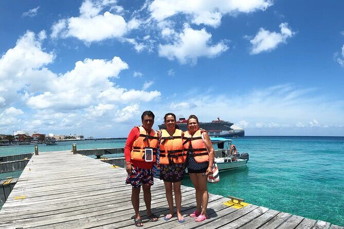 Transparent Boat Tour Cozumel Snorkel, 2 Drinks - FAQs