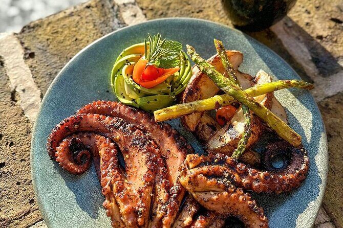 Transportation Suburban Weddings,Birthday/Valley of Guadalupe - Who Should Consider This Tour?