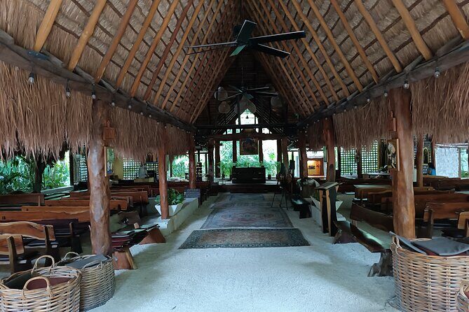 Transportation to the Shrine of Mary Undoer of Knots in Cancun - The Transportation and Group Dynamics