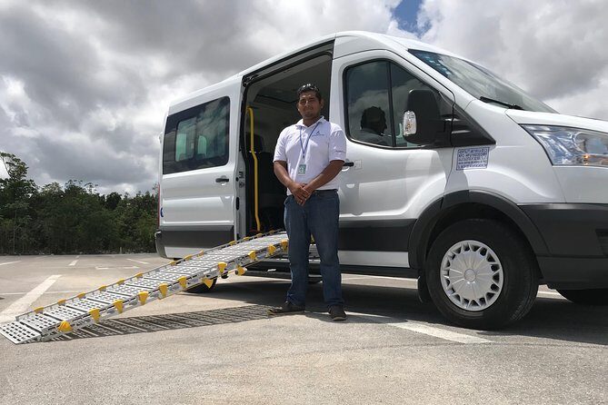 Transporte Aeropuerto a Hotel en Cancún, privado ida y vuelta - Deep Dive into the Experience