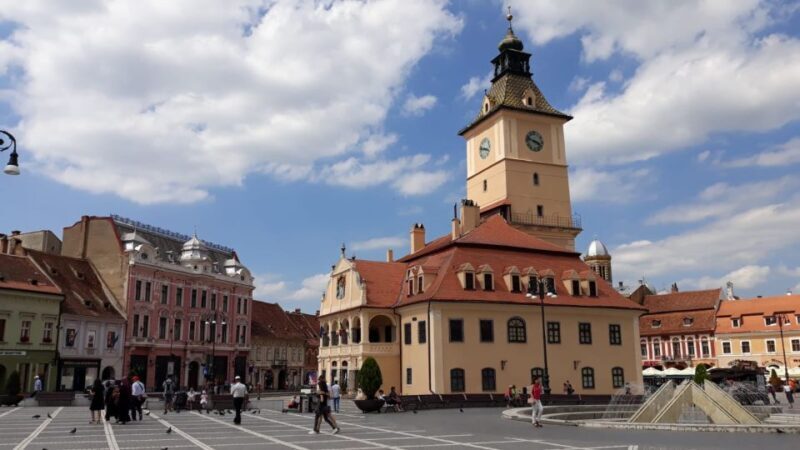 Transylvania Tour: Dracula's Castle, Peles Palace & Brasov - Brasov: Charming Town with Hidden Gems