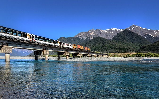 TranzAlpine Train Journey: Christchurch to Greymouth - The Itinerary and Experience