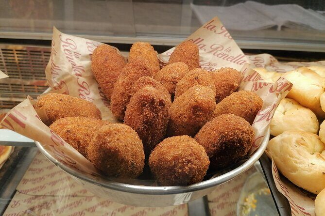 Trastevere and Ghetto tasting street food and walk-max 12 people - FAQs