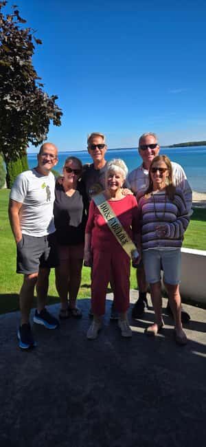 Traverse City: Wine Country Private Tour with Transportation - Who Should Book This Tour?