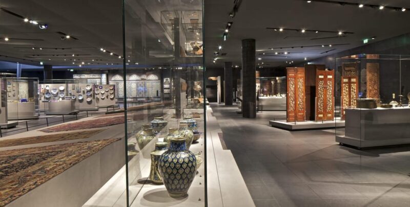 Treasures of Islam at the Louvre: A Journey Through History - What Reviewers Say