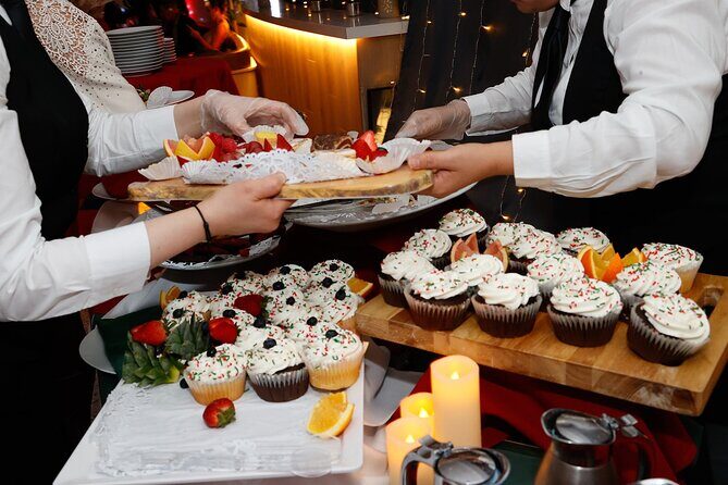 Tree Lighting Ceremony Indoor Viewing from 45 Rockefeller Center - FAQ