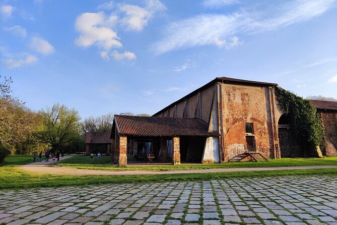 Trekking in the Wood with picnic on the turtles lake - Frequently Asked Questions