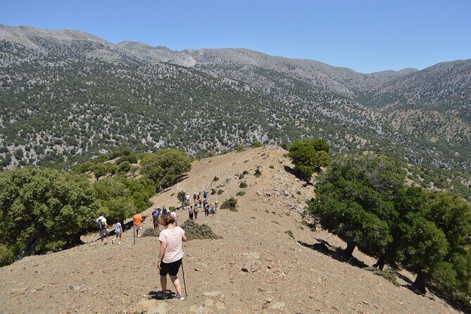 Trekking Rouvas Gorge - FAQs