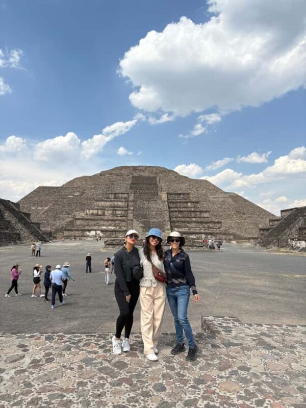 Trip through Teotihuacan, Basilica and Mezcal tasting. - Mezcal Tasting: Savoring Mexico’s Spirit