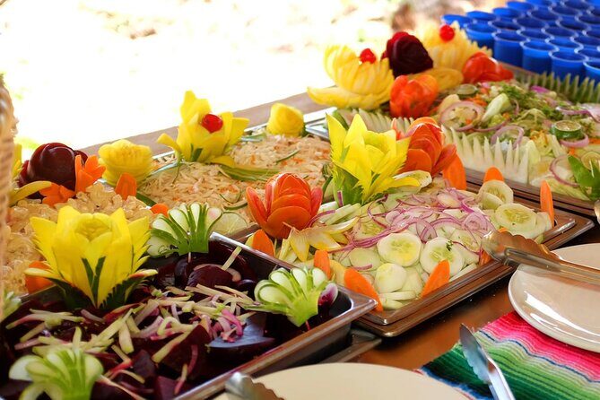 Trip to Chichen Itza with Buffet Breakfast and Saamal cenote - Authentic Insights from Reviews