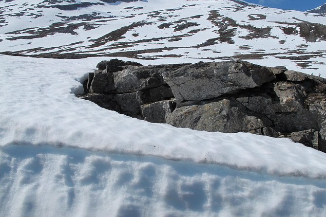 Trollstigen, The Land Of The Trolls - Stop 1: Kokarsteinen and why it’s there