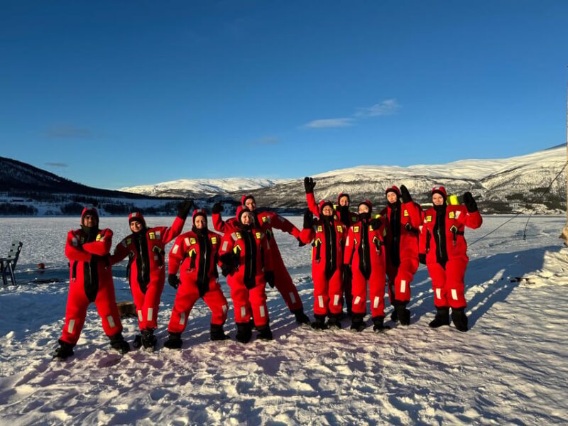 Tromsø: Arctic Floating with Snacks and Drinks - Key Points