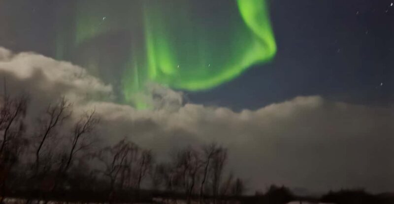 Tromsø: Expert Aurora Hunt - Thermal Gear, Food, Campfire - Practical Details