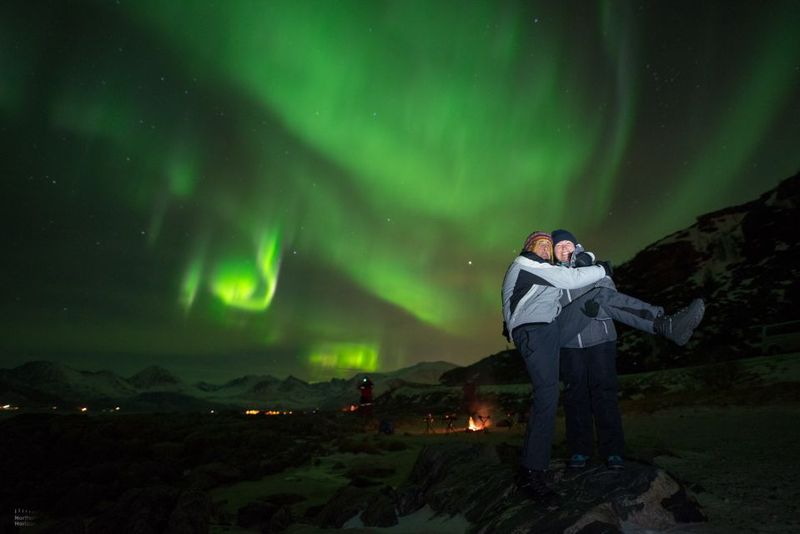 Tromsø: Expert Aurora Hunt - Thermal Gear, Food, Campfire - Food and Drinks: More Than a Snack Stop