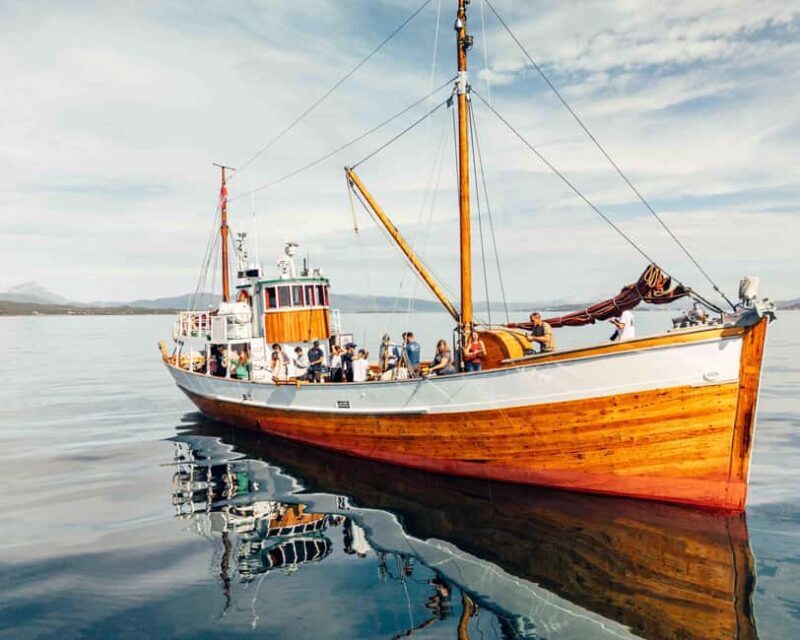 Tromsø: Fishing & Fjord Cruise - Comfort and Safety