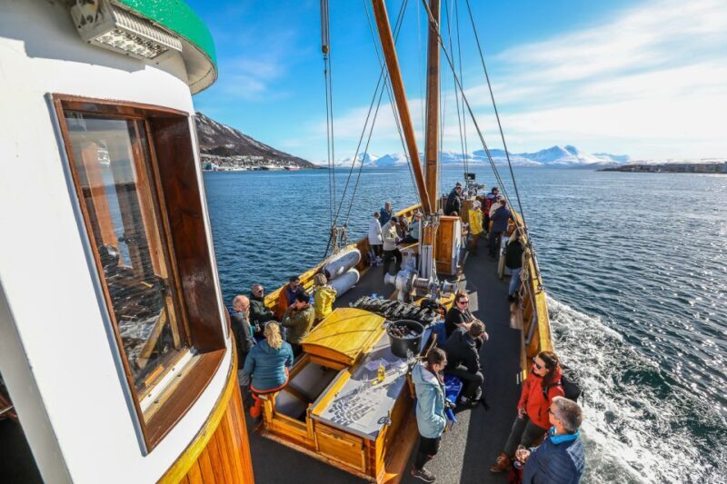 Tromsø: Fjord History Cruise with Snack and Drinks - FAQs