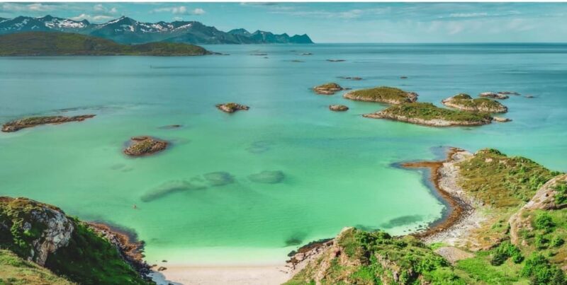Tromsø: Fjords and Sommarøy Islands Tour with Salmon Picnic - Is This Tour Right for You?