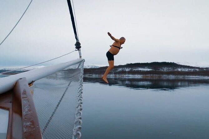 Tromso Luxury Sailing Yacht Polar Fjord Cruise with Lunch - FAQs