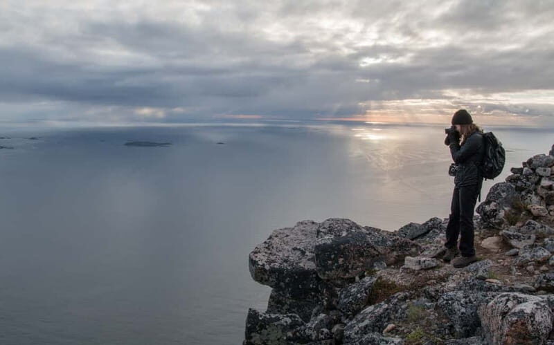 Tromsø: Midnight Sun Hike in the wilderness - The Experience and Atmosphere