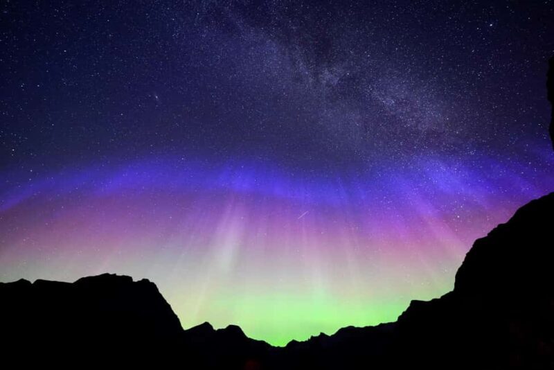 Tromsø: Northern Lights Pioneer Tour with Photos Included - Key Points