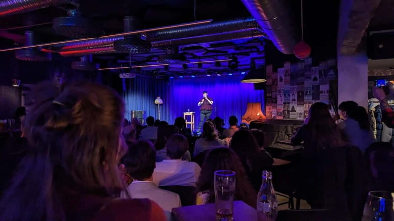 Tromsø: Norwegianing Comedy Show and Survival Guide - The Venue and Atmosphere
