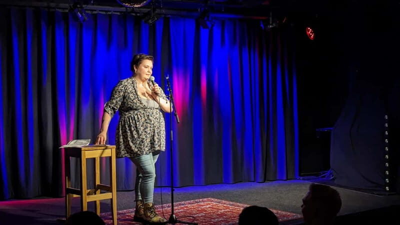 Tromsø: Norwegianing Comedy Show and Survival Guide - Group Size and Audience