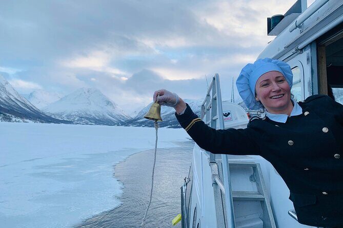 Tromsø: Polar Fjord & Fishing Cruise with Lunch included - Key Points