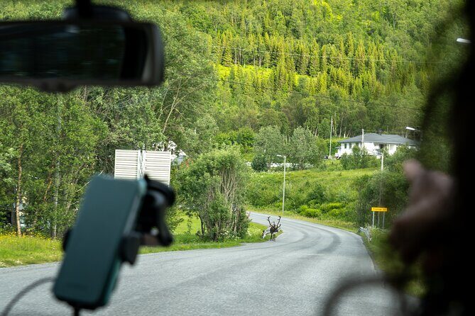 Tromsø Private Airport-Hotel Transfer Service up to 13 guests - FAQs