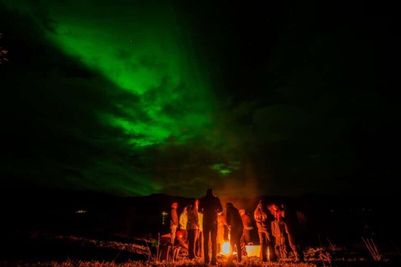 Tromsø: Private Northern Lights Minibus Tour with Photos - The Value of a Private, Guided Aurora Chase