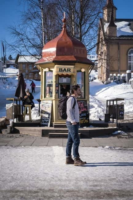 Tromsø: Private Photoshoot in the City Centre - Practical Details and Considerations