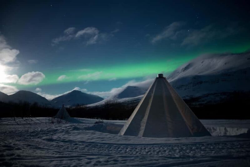 Tromsø: Sami Culture, Northern Lights and Reindeer Feeding - What’s Included and What’s Not