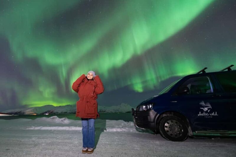 Tromsø: Small-Group Northern Lights Chase by Van with Photos - Key Points