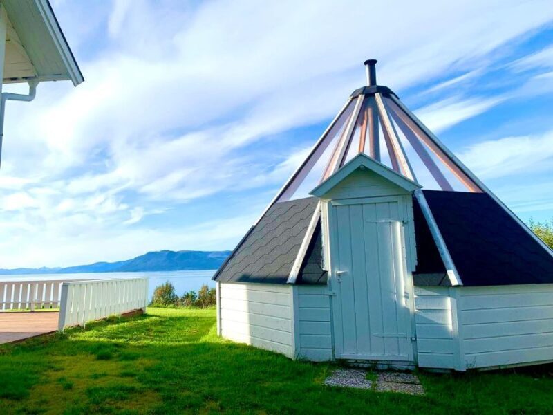 Tromsø: Snowmobile Safari with Aurora Crystal Lavvo Stay - FAQ