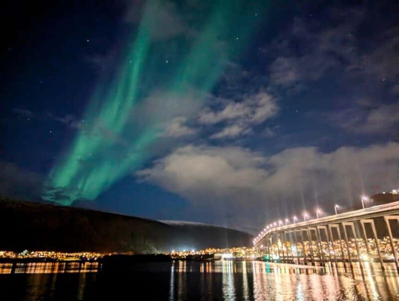 Tromsø:Classic fjord cruise with northernlights w/lite meal - What to Expect on the Fjord Cruise