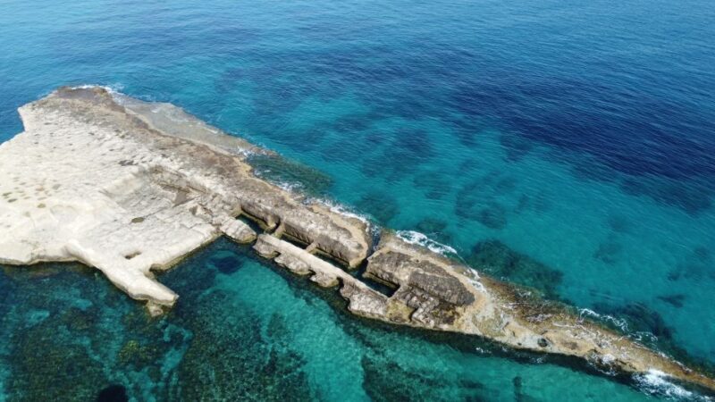 Tropea: Scoglio delle Sirene Snorkeling Cruise with Aperitif - The Food and Drink Experience