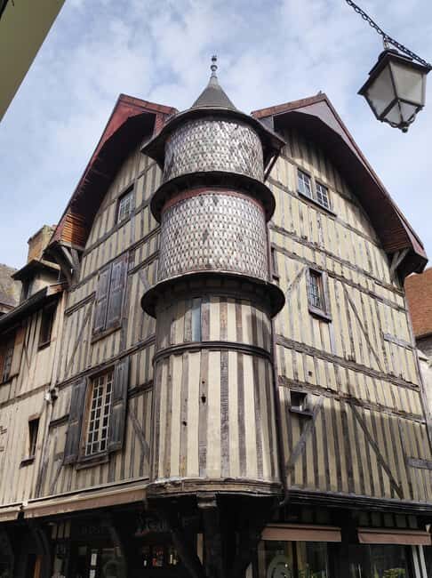 Troyes: "Troyes Roman" guided tour - The Tour Experience: What to Expect in Detail