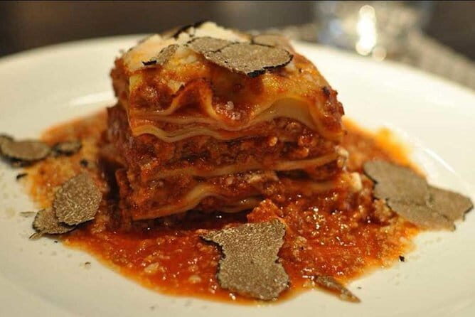 Truffle Hunting and Tasting in San Gimignano with a Tuscan Lunch - What is the Tour All About?