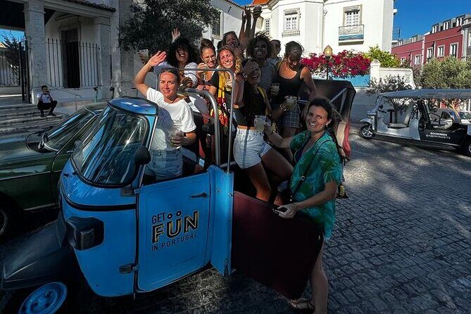 Tuk tuk experience through the historic neighborhood of Alfama - The Experience: What You’ll Love
