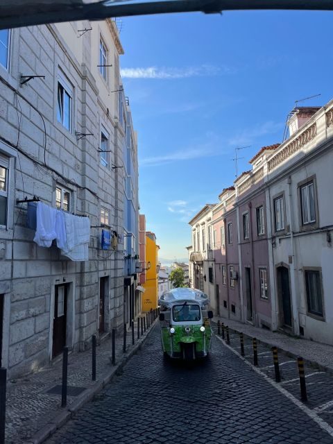 Tuk Tuk Lisbon: 3H00 Lisbon Charms - The Pros & Cons