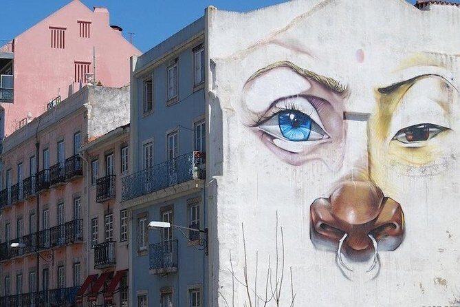 Tuk Tuk Lisbon: Exploring Urban Art 2H or 3H - FAQs