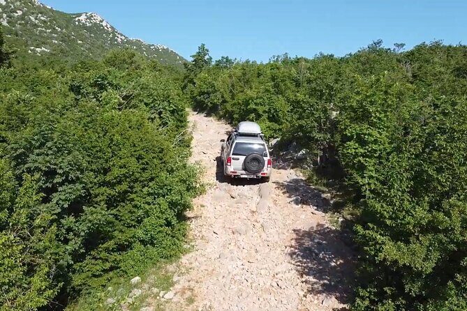 TuLove 4L, Velebit Safari, 4x4 off-road and hiking - Frequently Asked Questions