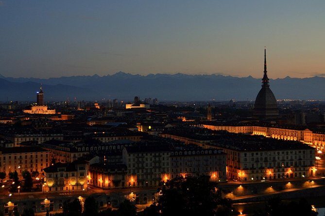 Turin by night 2-hour monolingual walking experience - Key Points