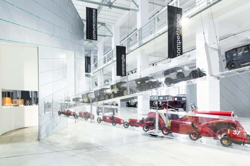 Turin: Centro Storico Fiat Ticket - The Building and Atmosphere