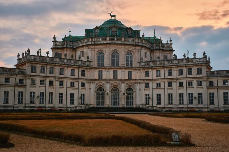 Turin: Stupinigi Palace UNESCO Site Guided Historical Tour - An In-Depth Look at the Stupinigi Palace Tour