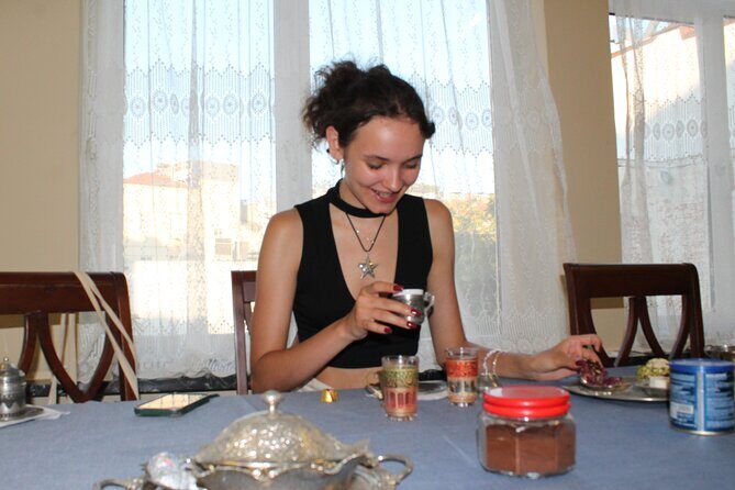Turkish Coffee on Sand and Fortune-Telling Workshop by Gentlemen - What You Can Expect from This Experience