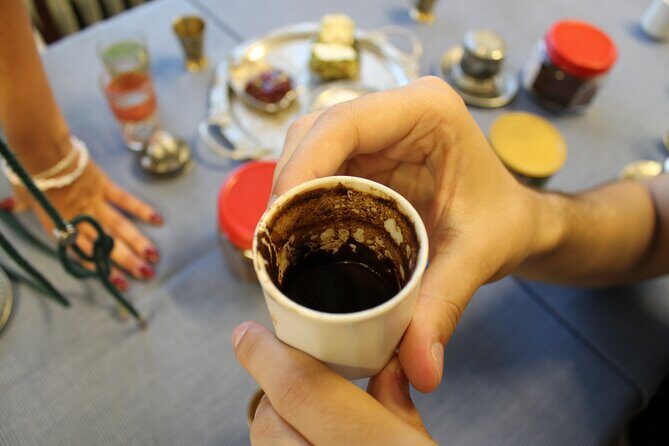 Turkish Coffee on Sand and Fortune-Telling Workshop by Gentlemen - FAQs