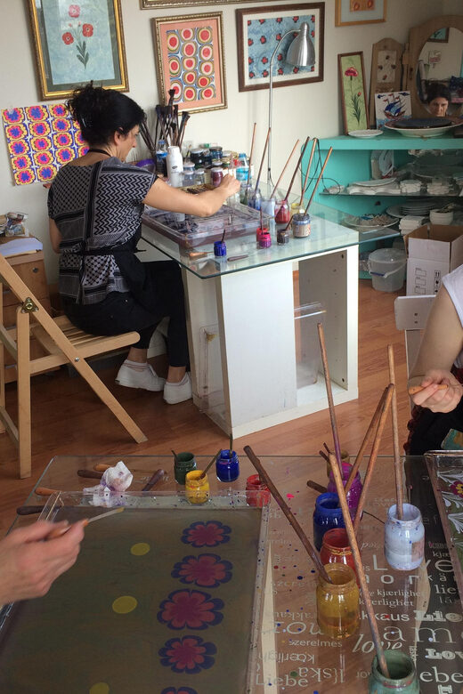 Turkish Marbling Paper Ebru Art Workshop - The Value of the Experience