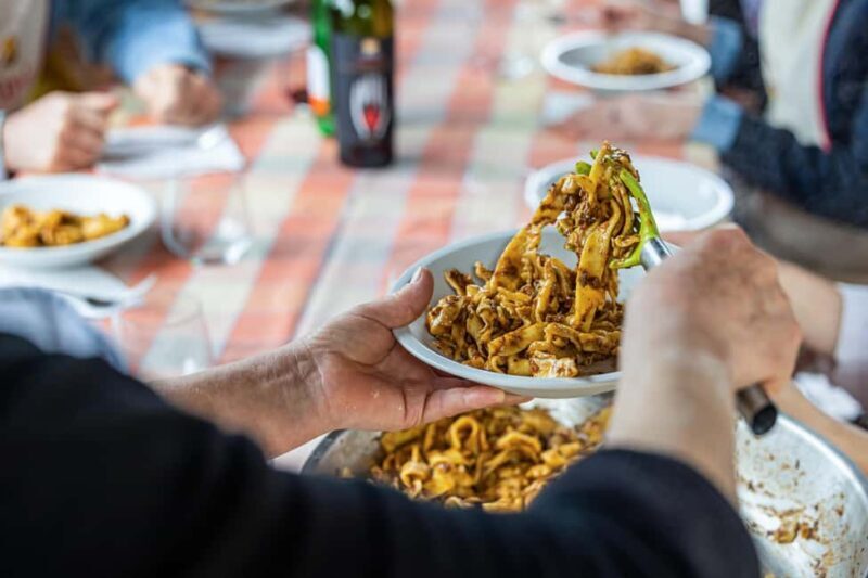 Tuscan Lunch & Winery Tour with Tasting in San Gimignano - Who Will Appreciate This Experience?