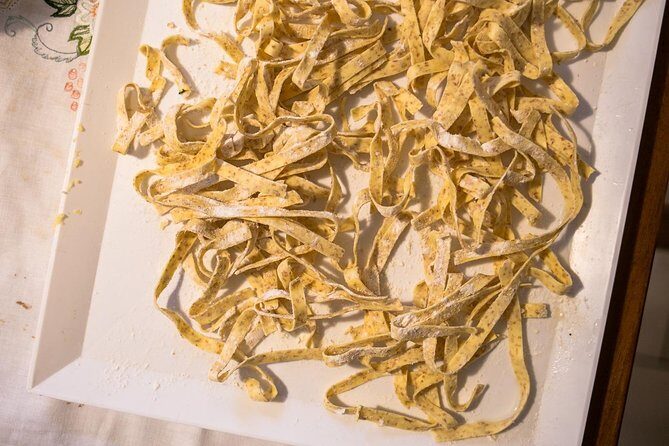 Tuscan Pasta & Wine Experience in San Gimignano: Cook & Taste - Setting and Group Size